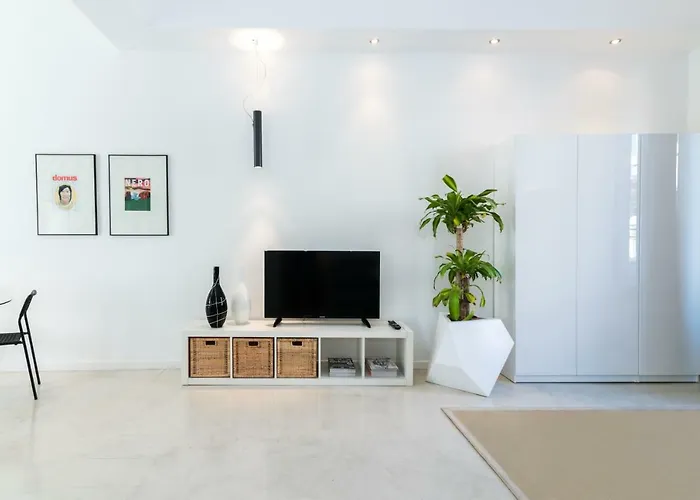 Lovely Cenisio Apartment